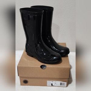 UGG Austrailia Black Rainboots for girls